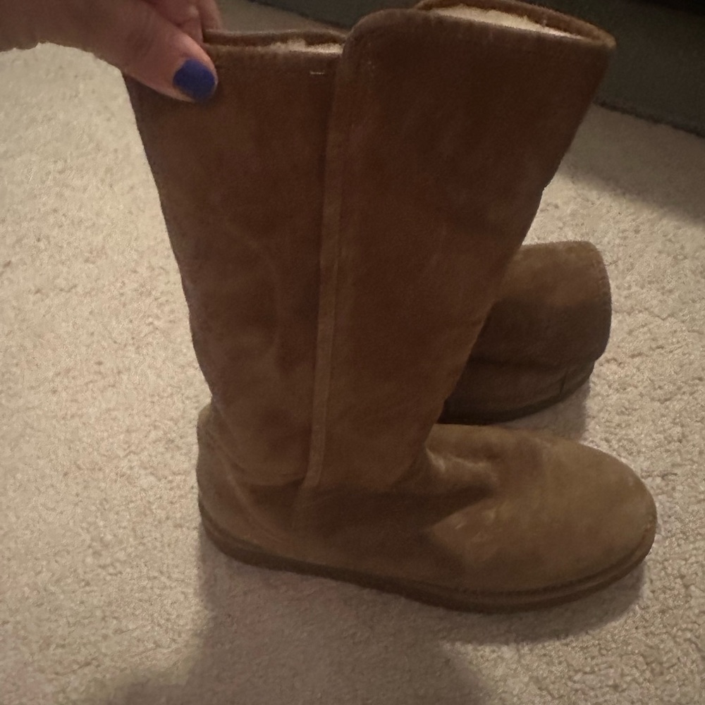 Ugg Brown zip up Boots in good Condition